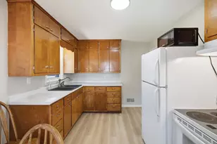 954 Victoria St, Fairmont, MN 56031 - Photo 13