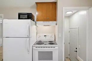 954 Victoria St, Fairmont, MN 56031 - Photo 11