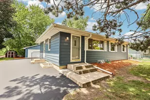 1625 Flag Ave N, Golden Valley, MN 55427 - Photo 1