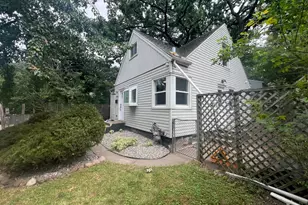 1876 Chelton Ave W, Saint Paul, MN 55104 - Photo 3