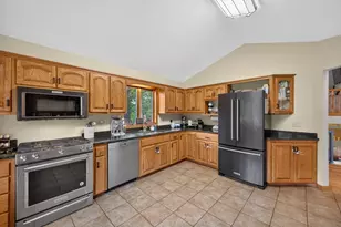 5843 Meadow Dr SE, Rochester, MN 55904 - Photo 7