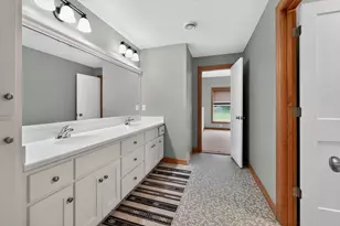 1889 86th Ct E, Inver Grove Heights, MN 55077 - Photo 33