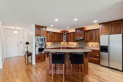 21957 Minnetonka Boulevard #17, Excelsior, MN 55331 - Photo 15