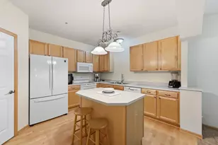 111302 Village Rd, Chaska, MN 55318 - Photo 11
