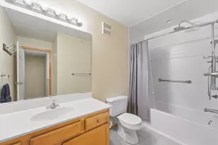 111302 Village Rd, Chaska, MN 55318 - Photo 35