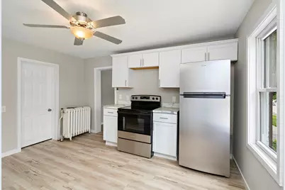 205 Adams Street SE, Hutchinson, MN 55350 - Photo 13