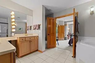 11460 Fairfield Rd W, Minnetonka, MN 55305 - Photo 17