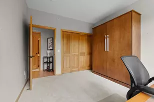 11460 Fairfield Rd W, Minnetonka, MN 55305 - Photo 21