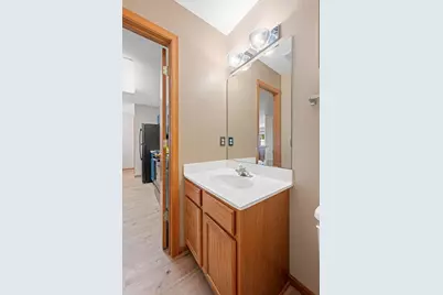1229 Highpoint Curve, Shakopee, MN 55379 - Photo 13