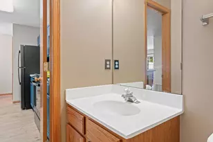 1229 Highpoint Curve, Shakopee, MN 55379 - Photo 13