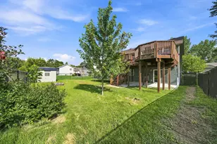 708 Maplebrook Dr NE, Stewartville, MN 55976 - Photo 23