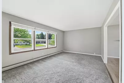938 Pierce Street S, Shakopee, MN 55379 - Photo 11