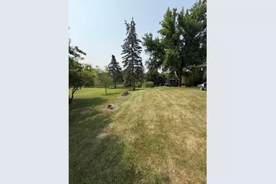 805 Elm Avenue S, Hallock, MN 56728 - Photo 27
