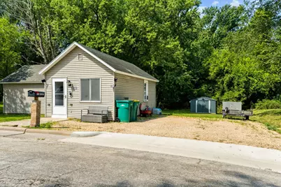 613 S Grant Street, Houston, MN 55943 - Photo 5