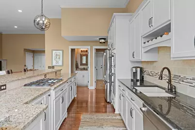1427 Summit Shores Drive, Burnsville, MN 55306 - Photo 15