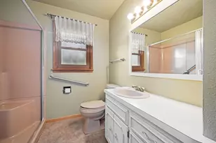 512 S Orient St, Fairmont, MN 56031 - Photo 19