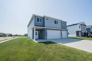 4887 Hampton Cir S, Moorhead, MN 56560 - Photo 1