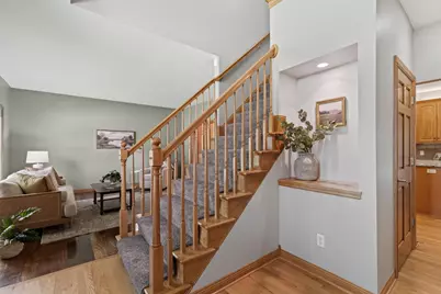 5005 Scenic Oak Drive SW, Rochester, MN 55902 - Photo 3