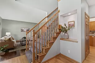 5005 Scenic Oak Dr SW, Rochester, MN 55902 - Photo 3