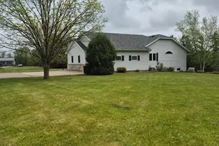101 Northridge Dr, Kenyon, MN 55946 - Photo 5