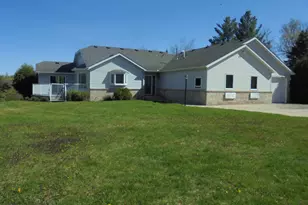 101 Northridge Dr, Kenyon, MN 55946 - Photo 3
