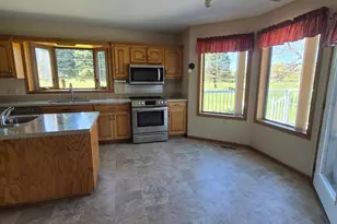 101 Northridge Dr, Kenyon, MN 55946 - Photo 11