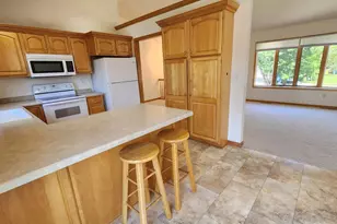 4608 Canterbury Ct NW, Rochester, MN 55901 - Photo 7