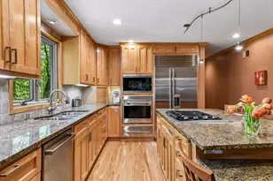 18677 Ponderosa Ct, Eden Prairie, MN 55347 - Photo 21