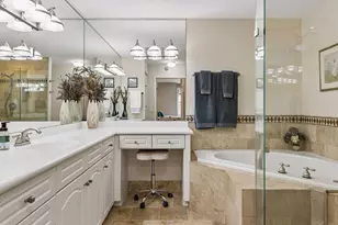 7400 Edinborough Way, Edina, MN 55435 - Photo 29