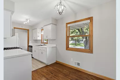 443 Cord Circle, New Brighton, MN 55112 - Photo 9