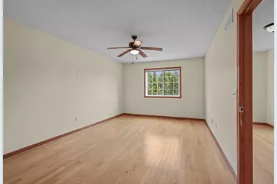 9124 Fox Court, Victoria, MN 55386 - Photo 13