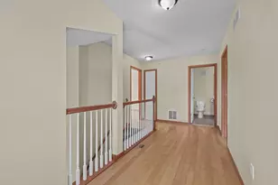 9124 Fox Ct, Victoria, MN 55386 - Photo 11