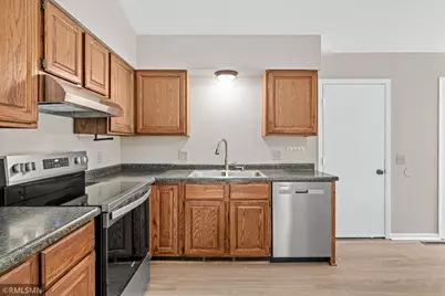451 Hunter Hill Road, Hudson, WI 54016 - Photo 15