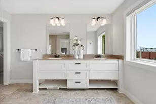 7495 Laurel Point, Golden Valley, MN 55426 - Photo 29