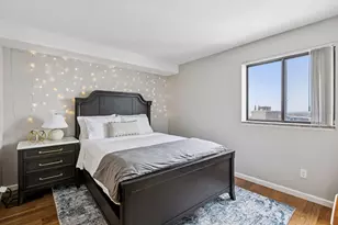 78 10th St E, Saint Paul, MN 55101 - Photo 15