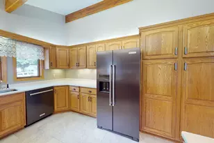 2017 Highland Ave, Albert Lea, MN 56007 - Photo 5