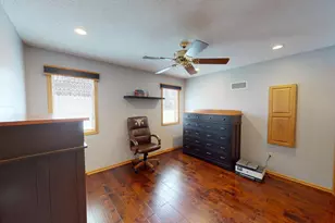 2017 Highland Ave, Albert Lea, MN 56007 - Photo 17