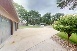 2017 Highland Ave, Albert Lea, MN 56007 - Photo 39