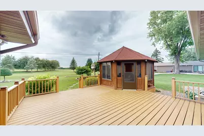 2017 Highland Avenue, Albert Lea, MN 56007 - Photo 31