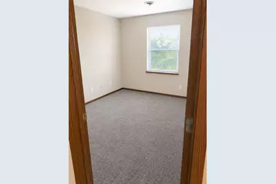 1708 E Lincoln Avenue #5, Montevideo, MN 56265 - Photo 9