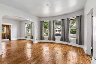 2326 Bryant Ave N, Minneapolis, MN 55411 - Photo 11