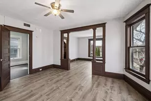 2326 Bryant Ave N, Minneapolis, MN 55411 - Photo 29
