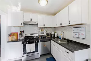 4333 Fremont Ave N, Minneapolis, MN 55412 - Photo 19