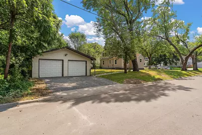 1929 Jerrold Avenue, Arden Hills, MN 55112 - Photo 3
