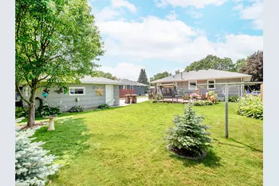 722 24th Avenue N, South Saint Paul, MN 55075 - Photo 19