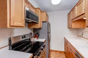 2928 Dean Pkwy, Minneapolis, MN 55416 - Photo 15