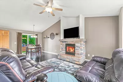 1655 10th Avenue SE, Cambridge, MN 55008 - Photo 7