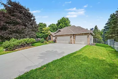 2522 S Windsor Lane, Woodbury, MN 55125 - Photo 1