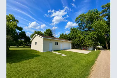 321 3rd Street SW, Red Lake Falls, MN 56750 - Photo 3