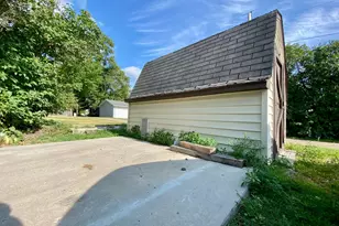 321 3rd St SW, Red Lake Falls, MN 56750 - Photo 15